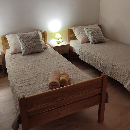 Apartments Pulic Skradin Esterno foto