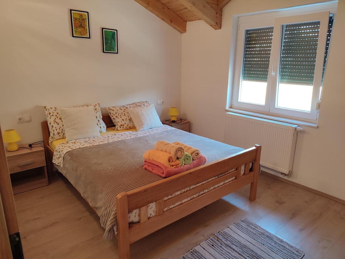 Apartments Pulic Skradin Esterno foto