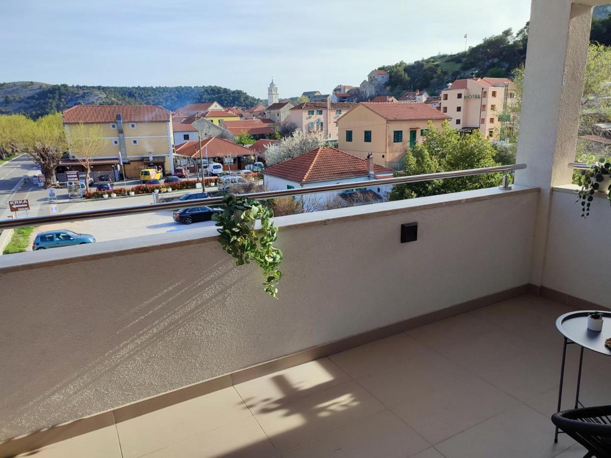 Apartments Pulic Skradin Esterno foto