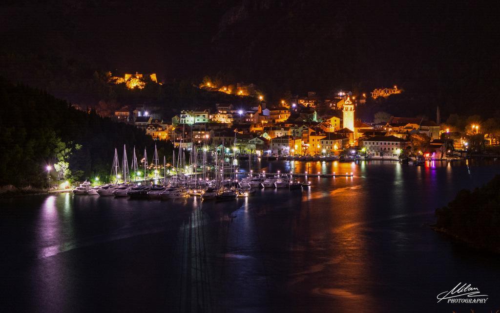 Apartments Pulic Skradin Esterno foto
